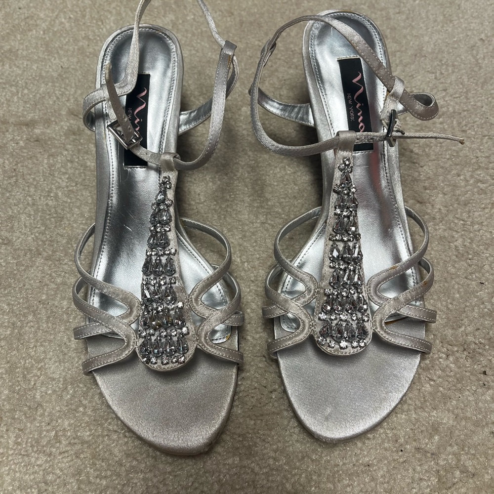 Silver Sandals by Nina size 8
